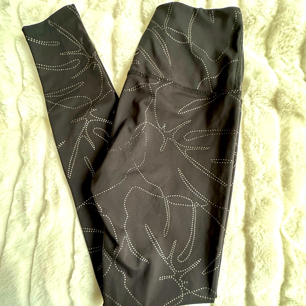 Beyond yoga leggings